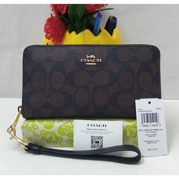 Coach Signature Brown Leather Zip Around Credit Card Long Wallet - NWT $298 - Picture 1 of 16